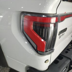 Suitable for Ford F150 2009-2014 tail lights with Tailgate Light Bar