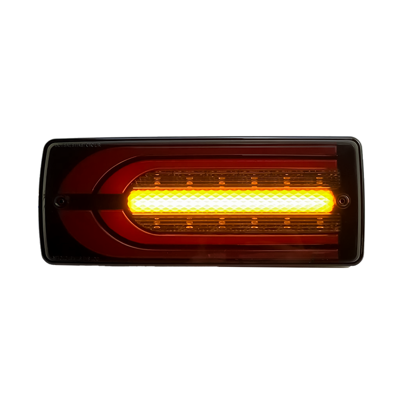 Benz G-class W463 18-19 Tail lights with only light bar on